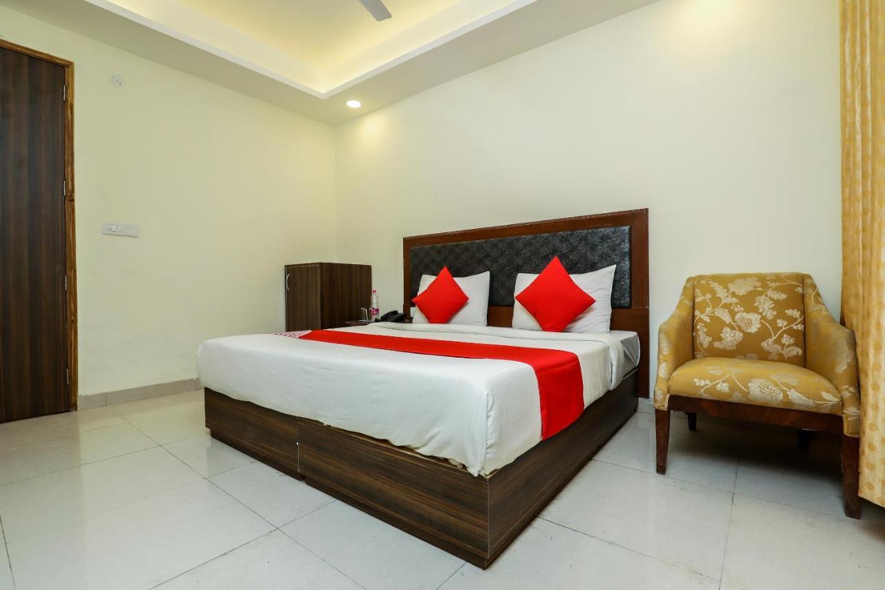 Hotel Moreton Igi Airport นิวเดลี ภายนอก รูปภาพ