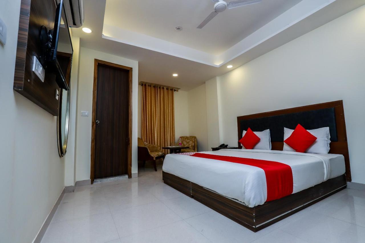 Hotel Moreton Igi Airport นิวเดลี ภายนอก รูปภาพ